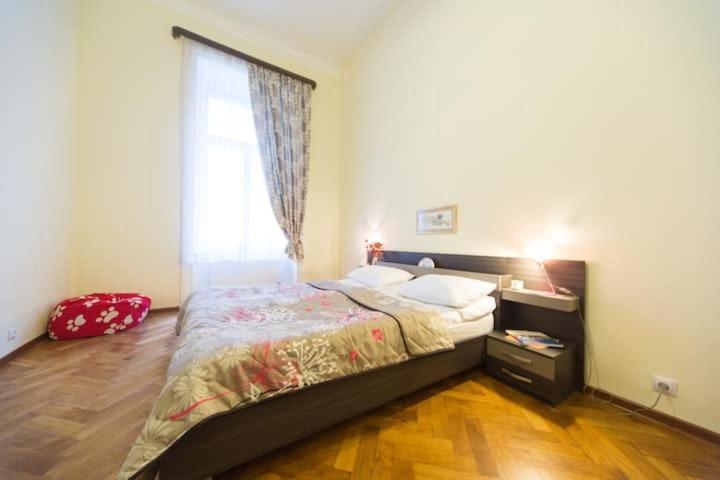 Apartment On Tabidze 3/5 Tbilisi Exterior foto