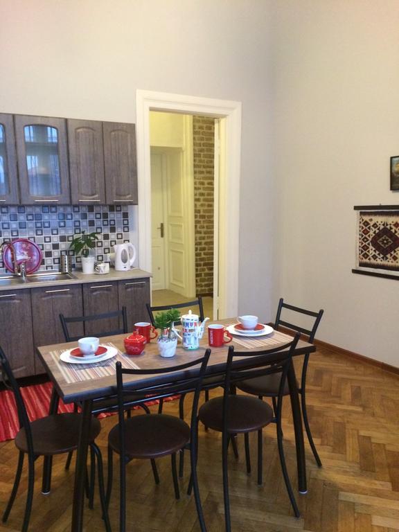 Apartment On Tabidze 3/5 Tbilisi Exterior foto